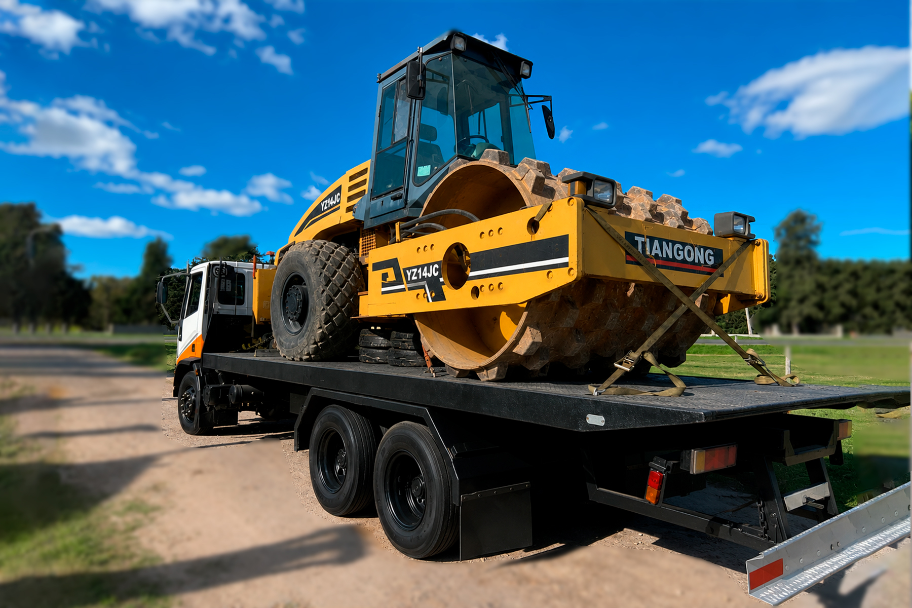 Transporte de rodillos compactadores